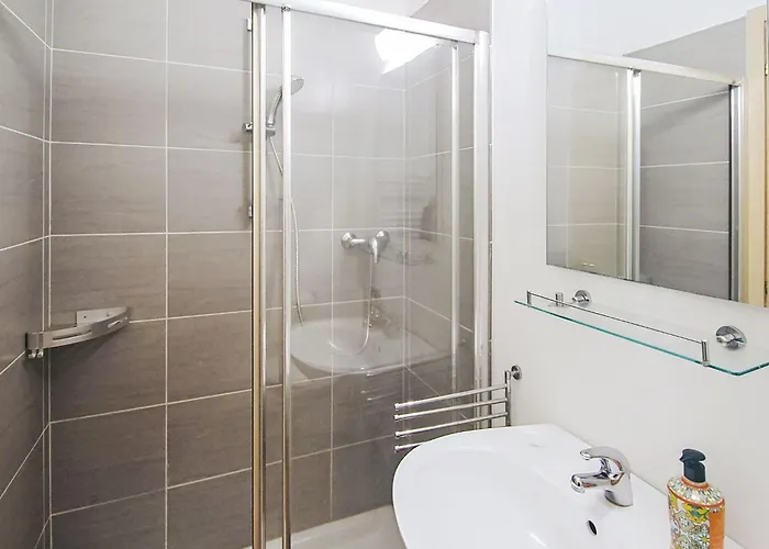 Le Gemme-4 By Interhome